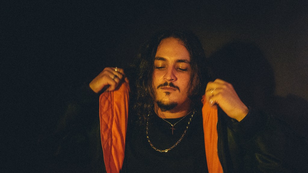 José Agarrado Moneo lanza ’25 madrugadas’, su debut discográfico