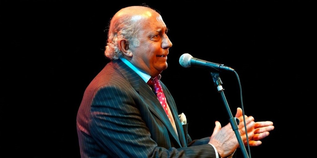 A Fernando de la Morena, al propicio compás de los&nbsp;recuerdos