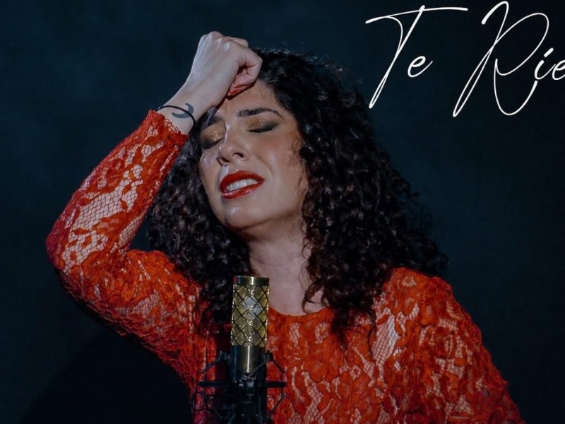 Fernanda Peña & Idan Balas lanzan el videoclip ‘Te&nbsp;Ríes’